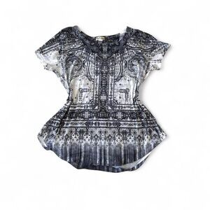 Elegant Black and White Women's Top